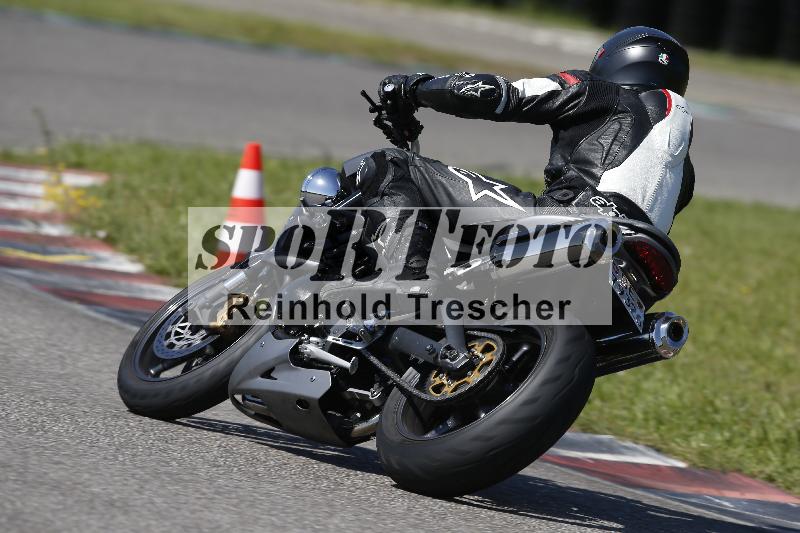 /Archiv-2024/29 12.06.2024 MOTO.CH Track Day ADR/Gruppe blau/65